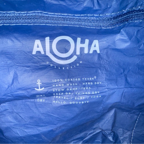 “The Aloha Collection” Original, Day Tripper Bag and Travel Toiletry Pouch - Picture 11 of 16